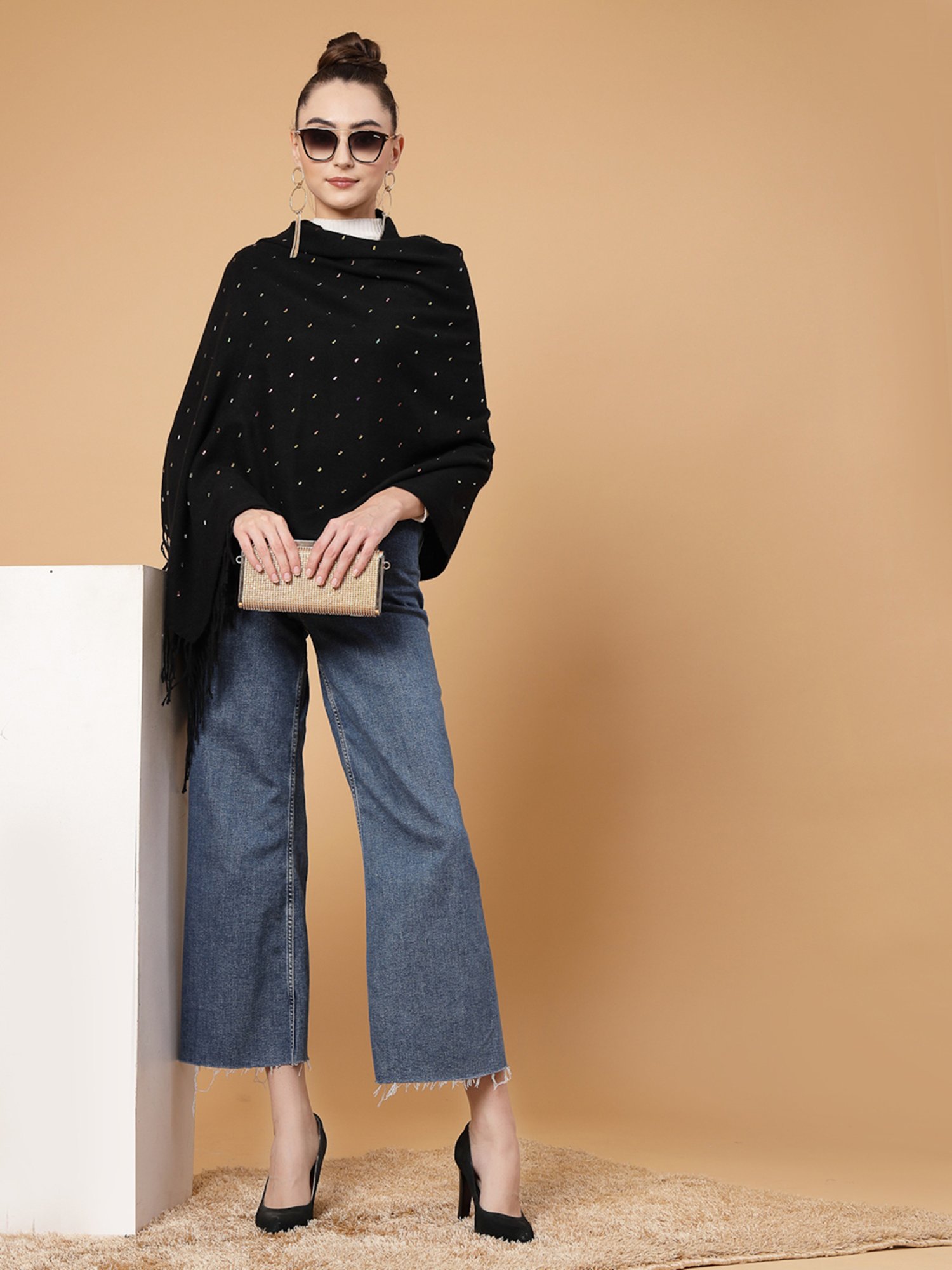 Mafadeny Black Stole