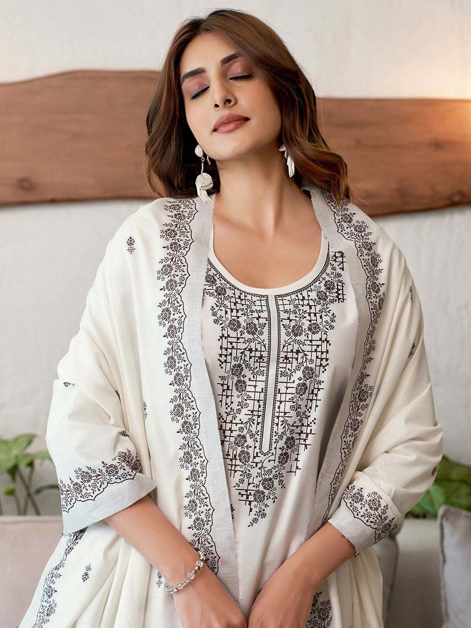 Skylee White & Brown Cotton Woven Pattern Kurta Pant Set With Dupatta