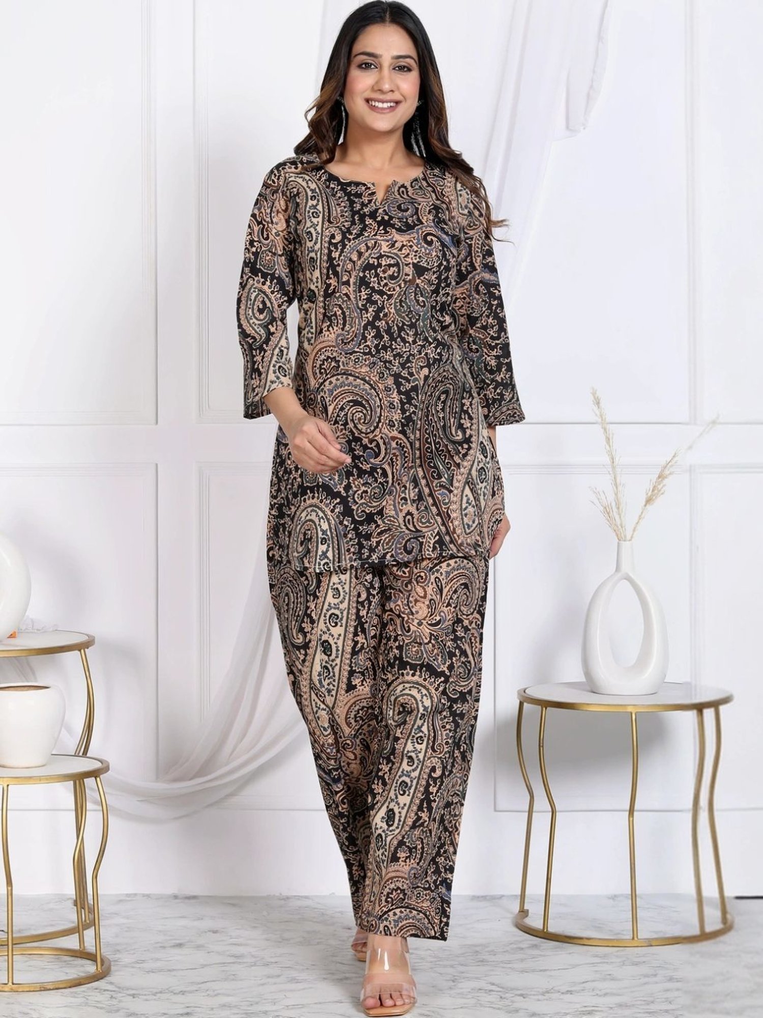 Kaftanize Black Paisley Printed Short Tunic with Pant