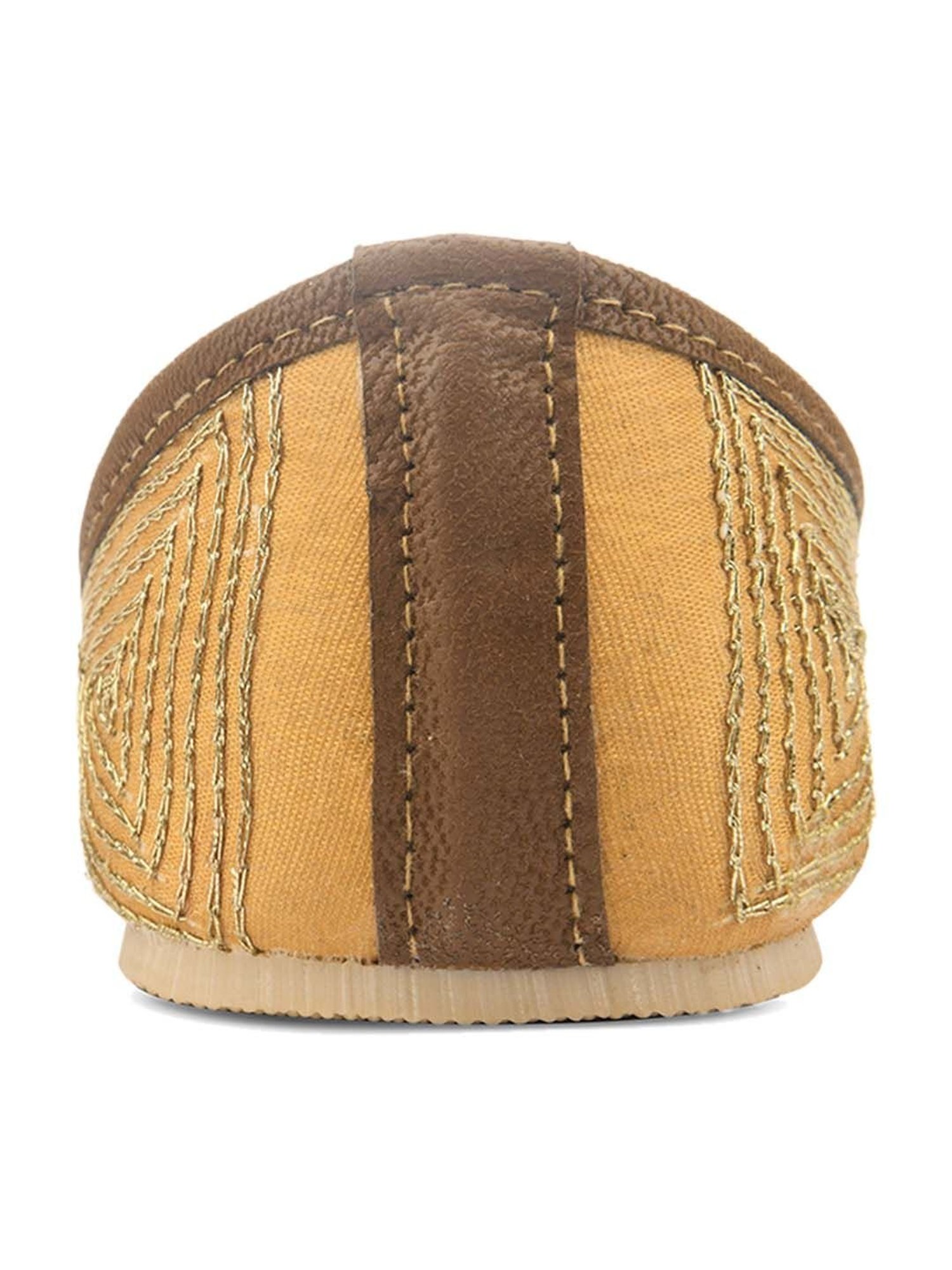 Desi Colour Women's Golden Ethnic Juttis