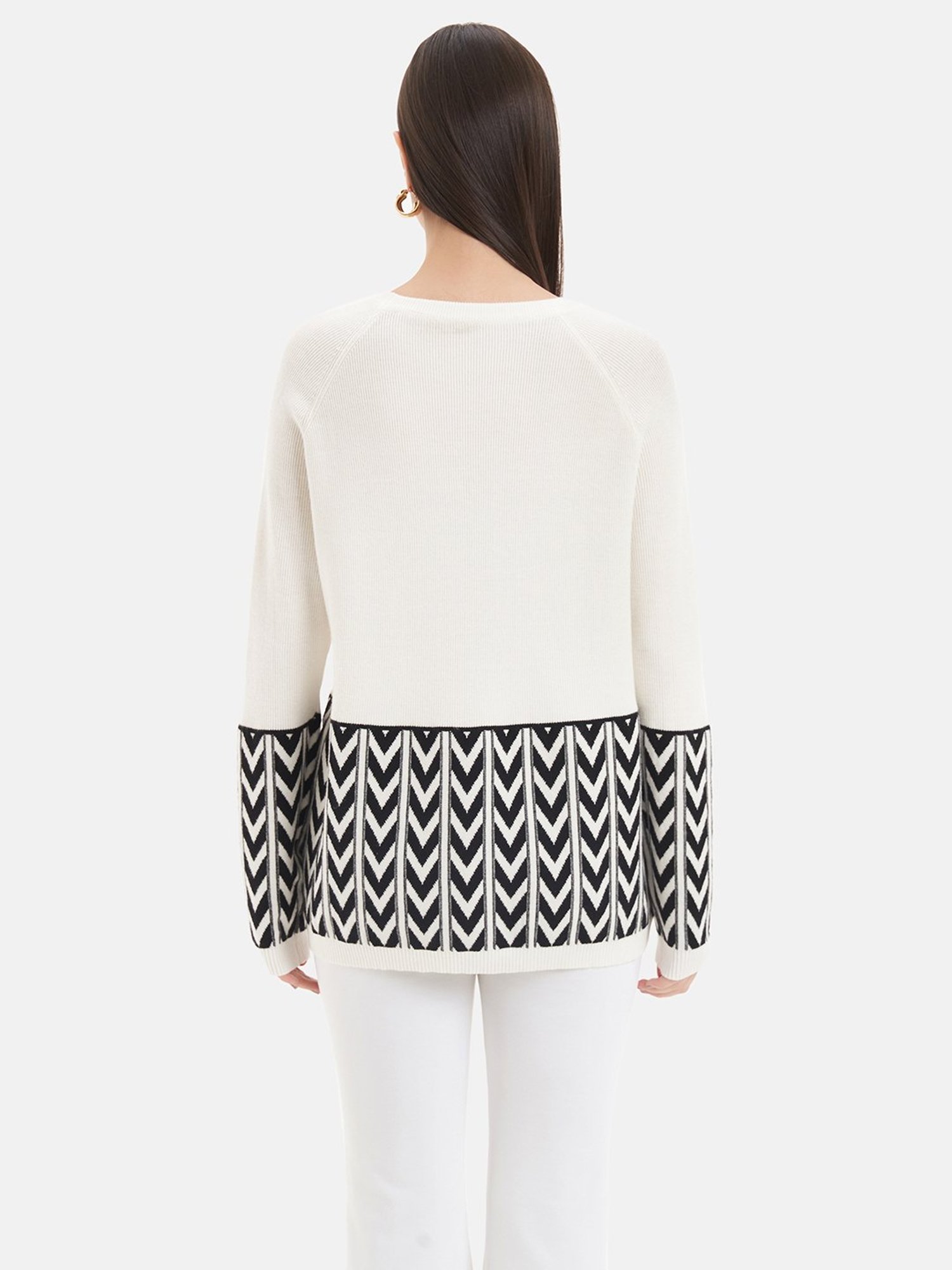 Kazo Off White Geometric Sweater