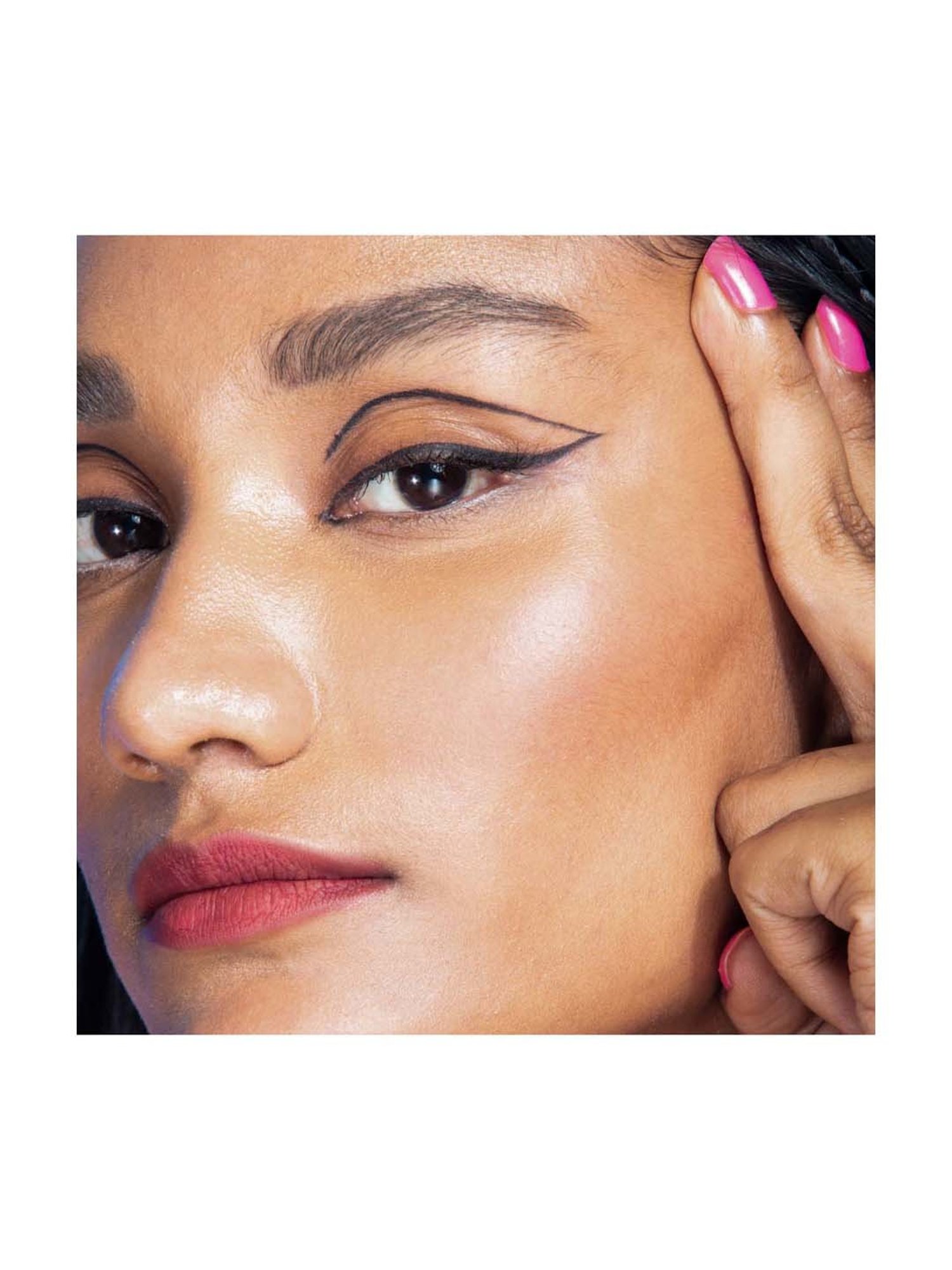 Gush Eye Like Options Black - 0.65 gm