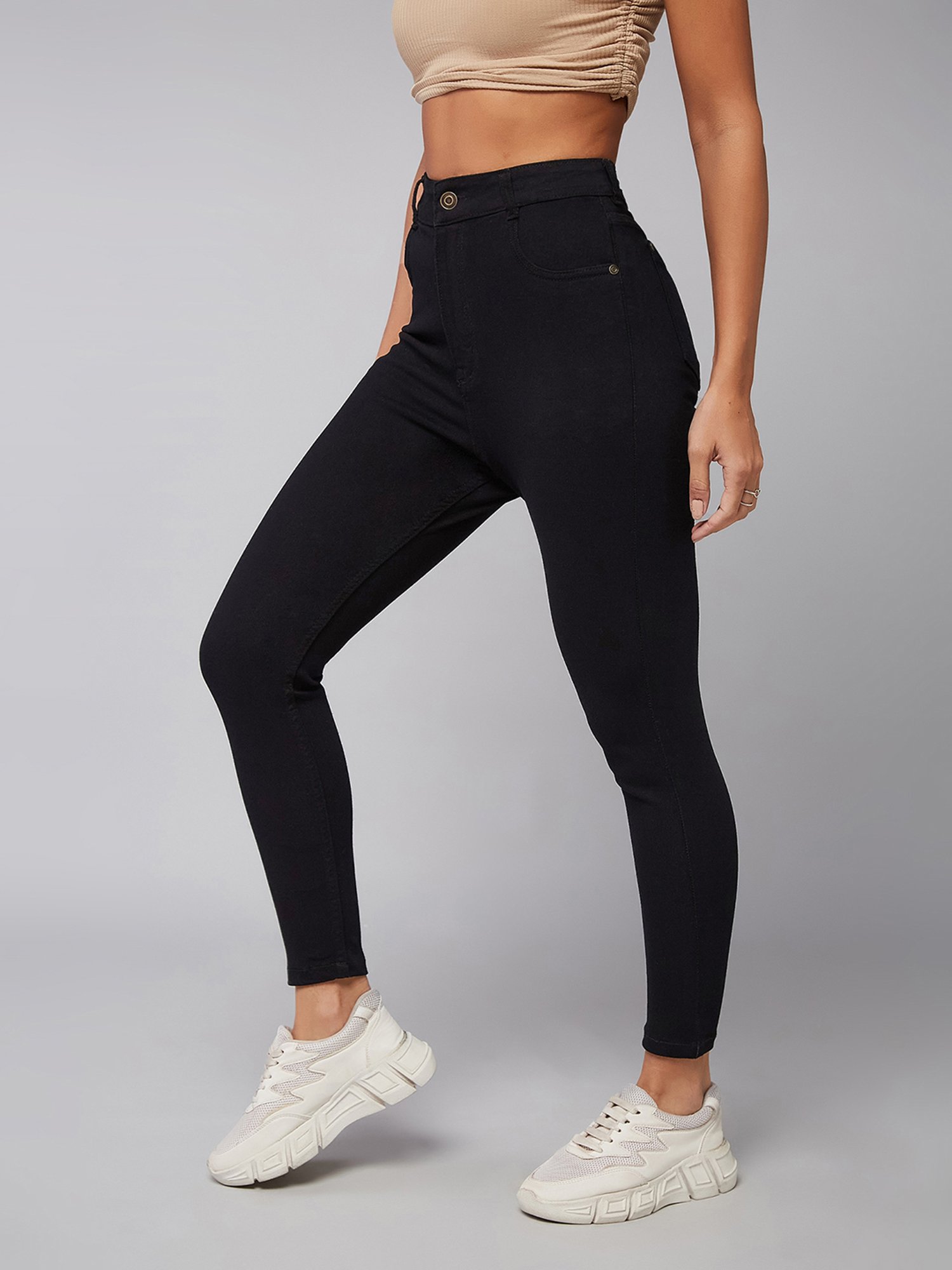 DOLCE CRUDO Black High Rise Stretchable Jeans