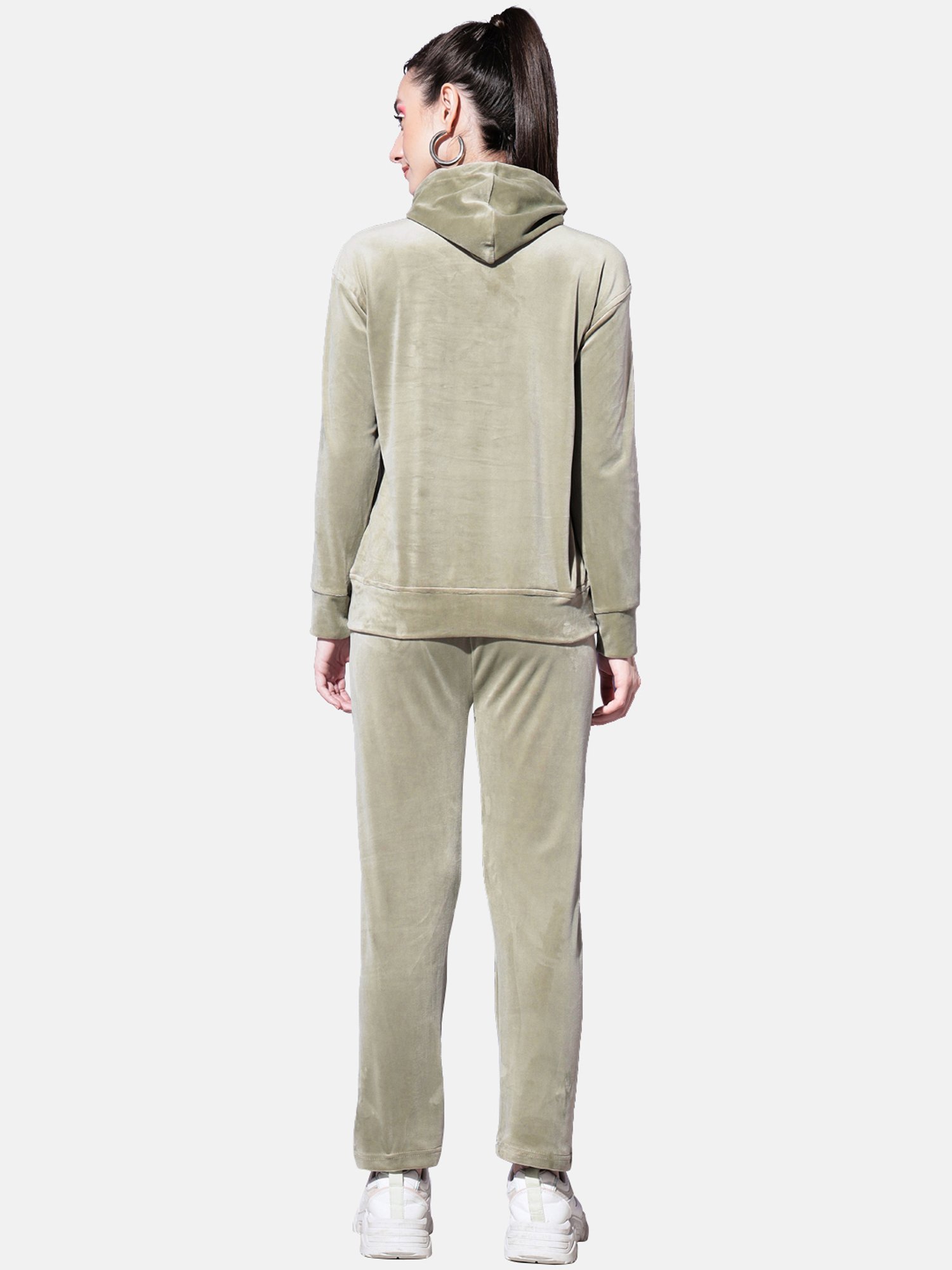 BUYNEWTREND Green Regular Fit Sports Tracksuit