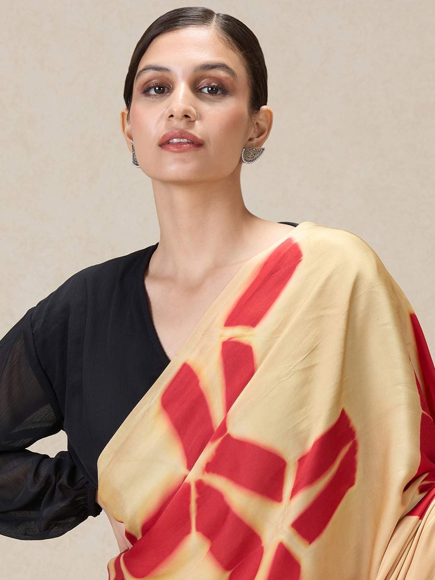 navyasa by liva Beige & Red Printed Saree With Unstitched Blouse