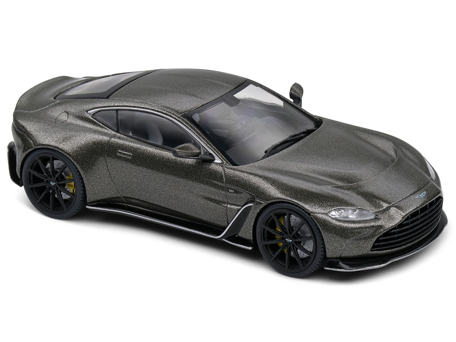 Aston Martin V12 Vantage RHD (Right Hand Drive) Scorpus Red with Black Top and Carbon Hood 1/18 Model Car by Top Speed