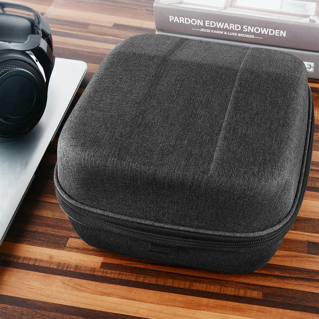 Geekria UltraShell Gaming Headset Case for Razer ManO'War 7.1, Sennheiser GSP 600, 500, PC 373D, ASTRO A20, A10, Sony PlayStation Gold, Platinum Headset and More - Headset Hard Shell Travel Bag