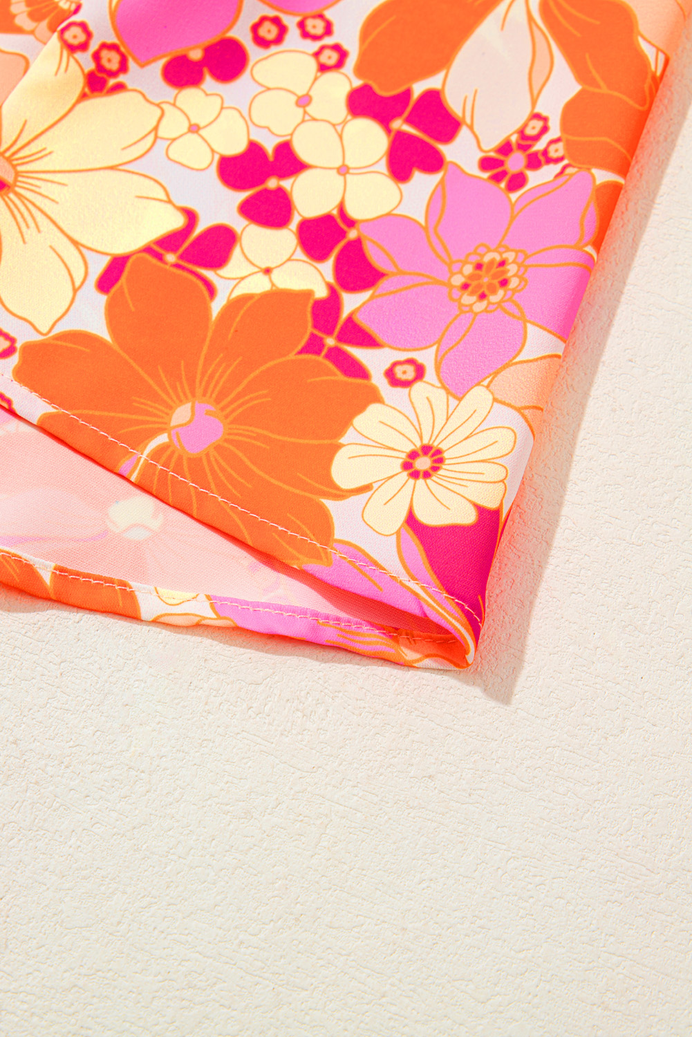 Rose Leopard Print V Neck Plus Size Tee