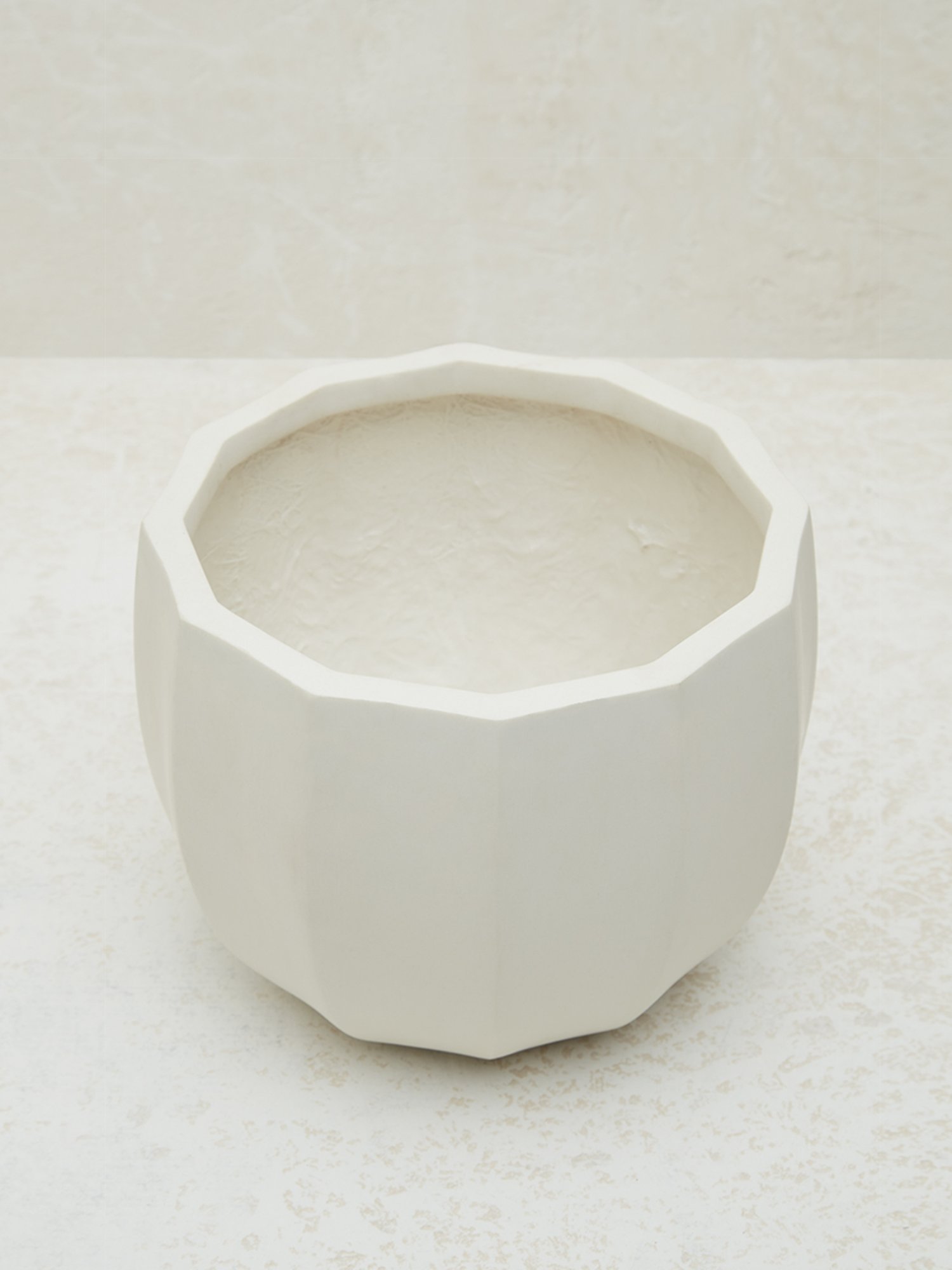 Westside Home White Ribbed Textured Planter