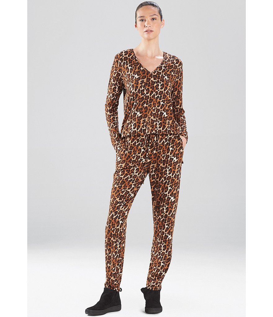 Natori Animal Print V-Neck Long Sleeve Jersey Knit Pajama Set