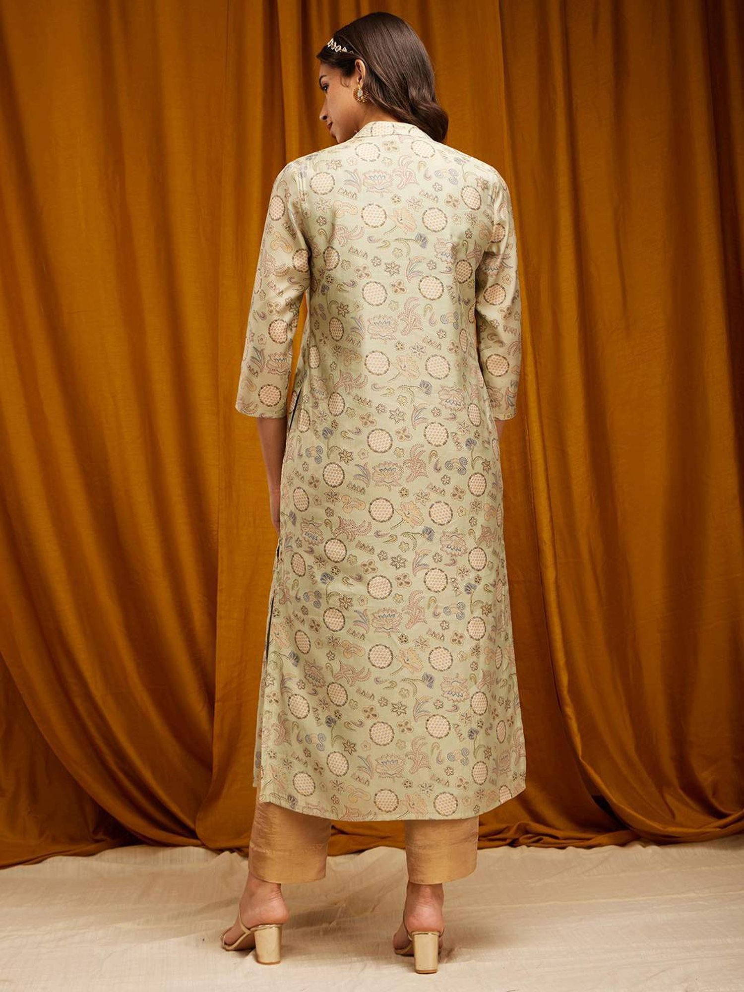 Pink Fort Green Floral Print Straight Kurta