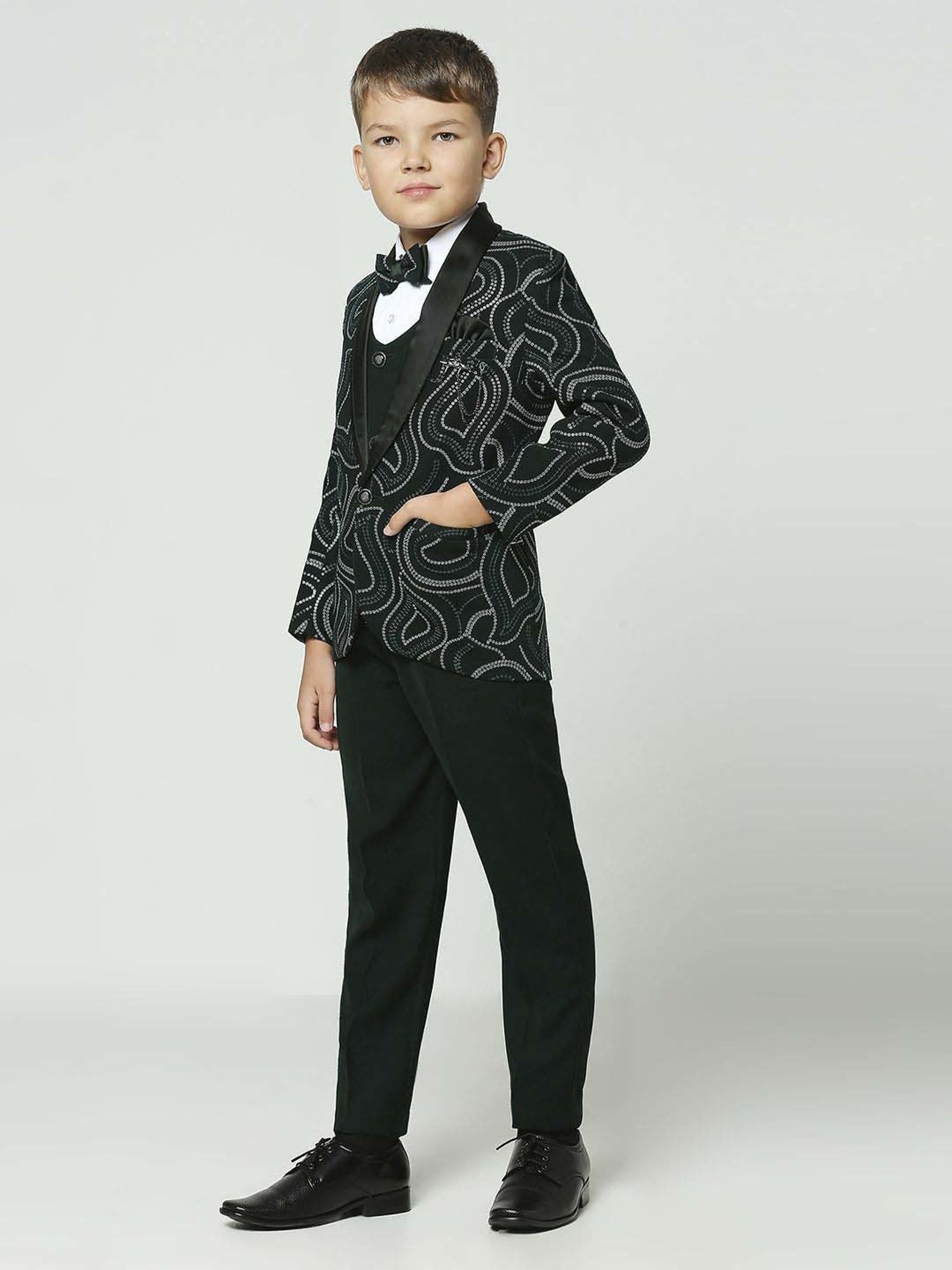 Kids Island Boys Green & White Embroidery Full Sleeves Suit Set