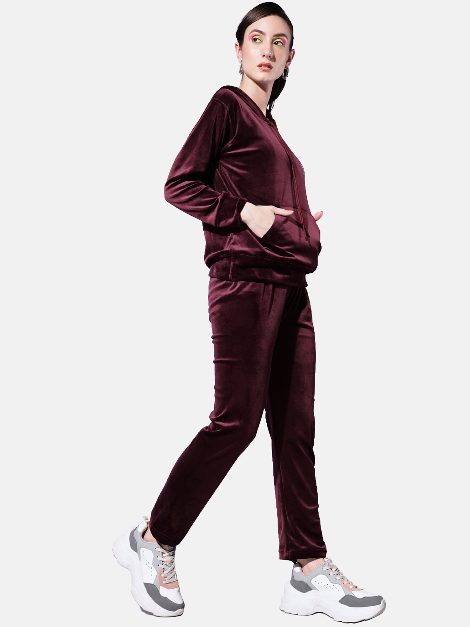 BUYNEWTREND Maroon Regular Fit Sports Tracksuit