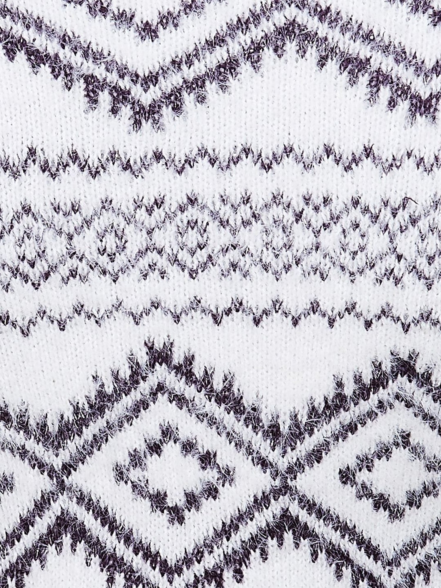 Code by Lifestyle White Jacquard Pattern Pullover