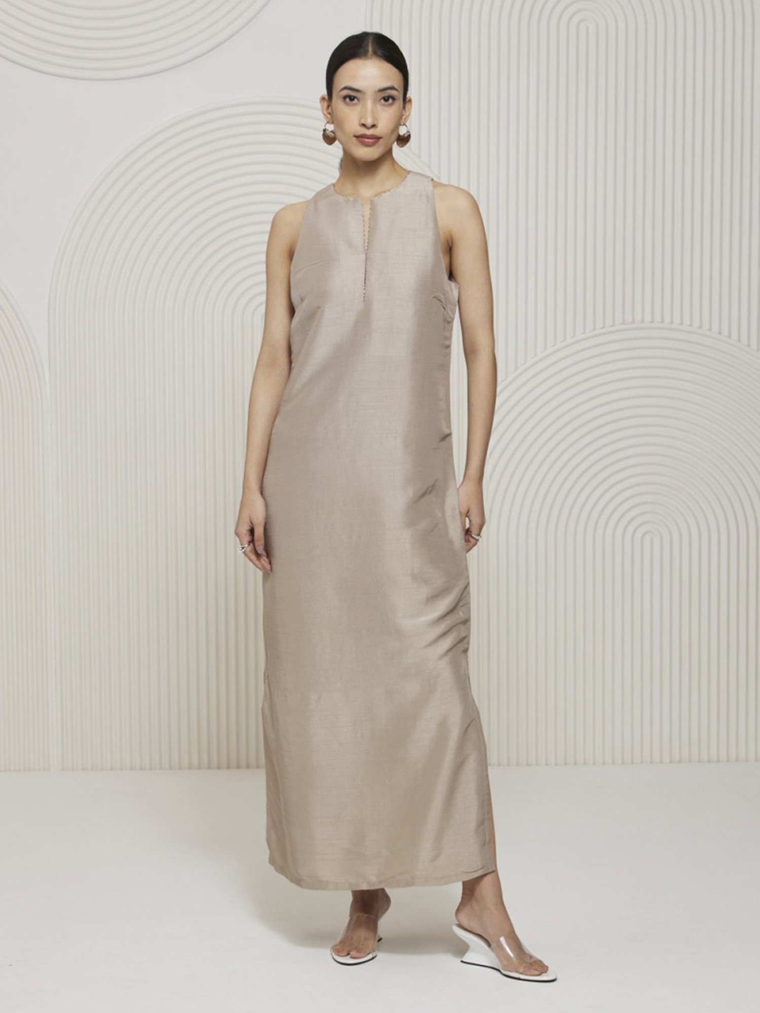 Artagai Pumice Stone Romancing Aari Incut Sleeve Maxi Dress