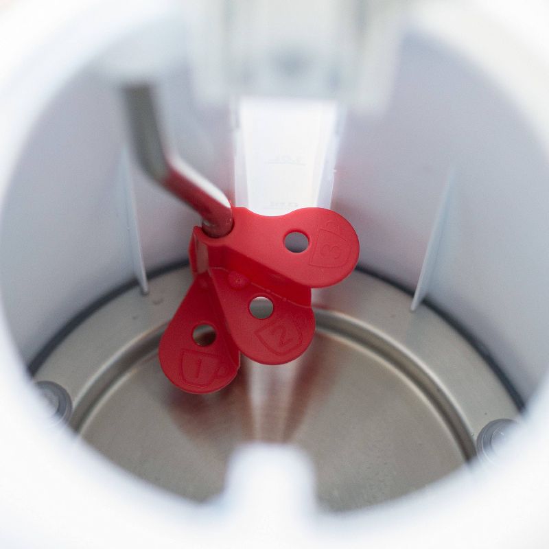 MegaChef 1.7L Electric Tea Kettle - Silver