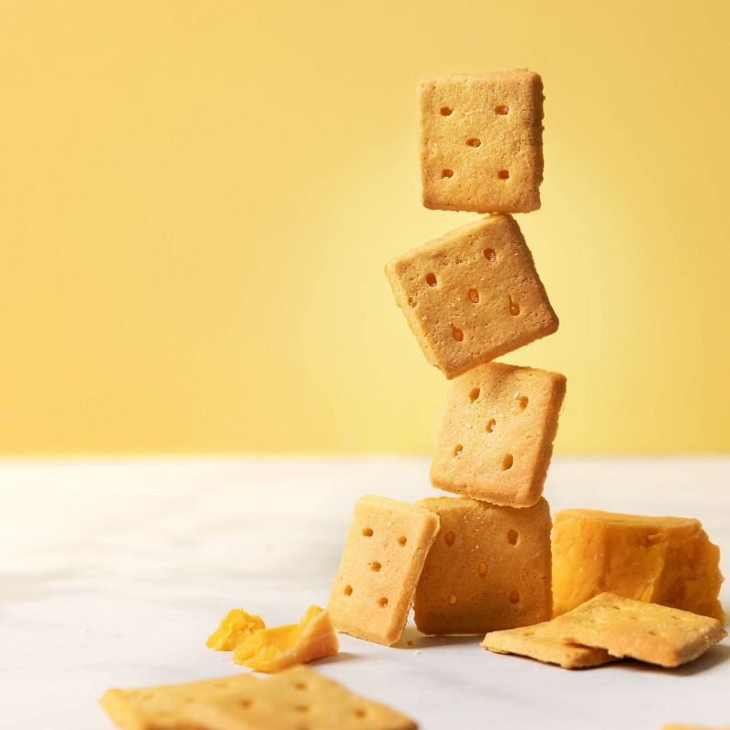 HighKey Cheddar Crackers - 2oz