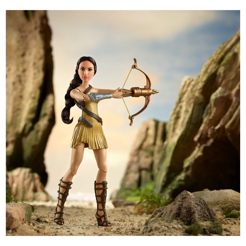 Wonder Woman Bow and Arrow Deluxe Action Doll