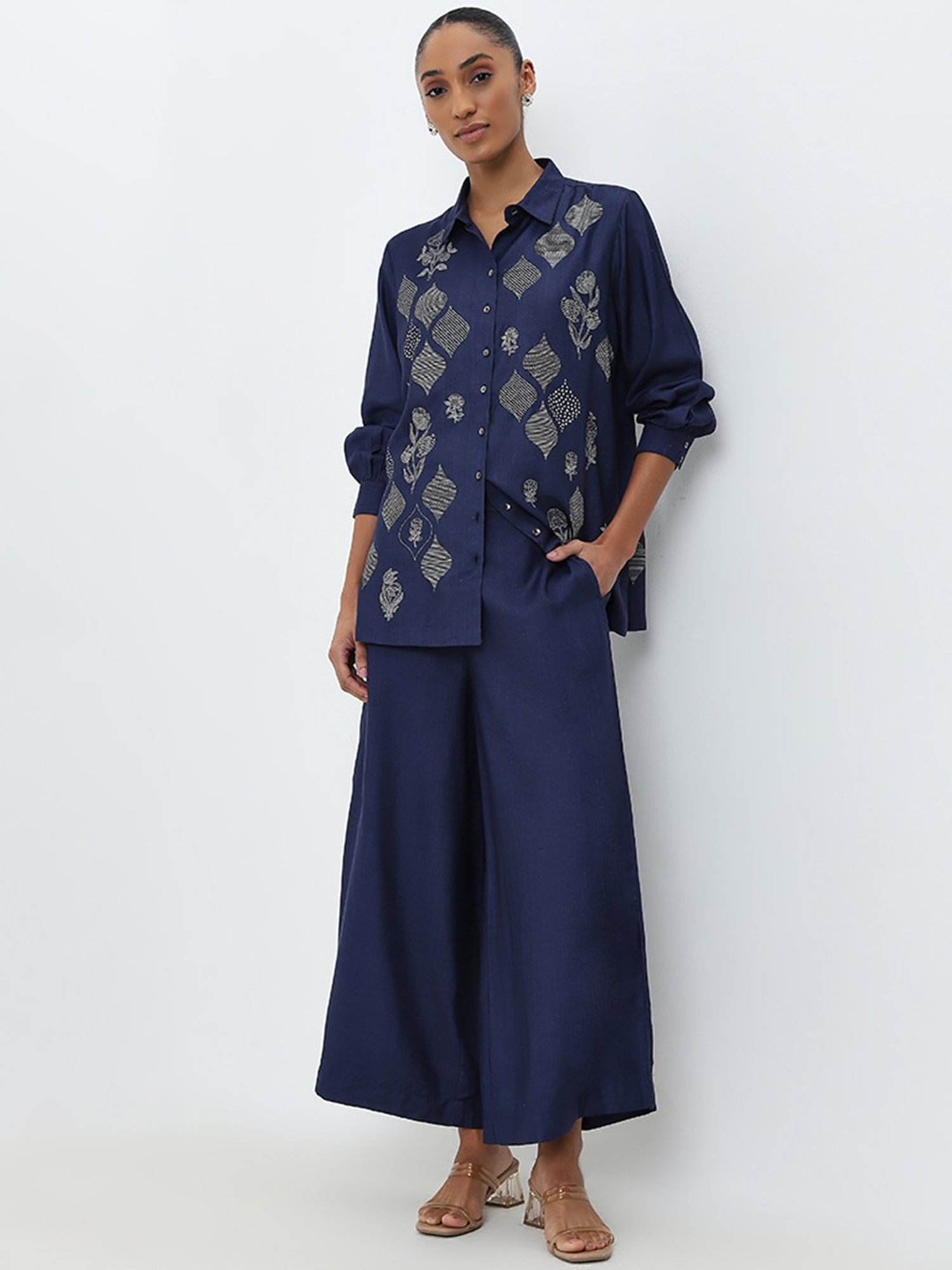 Zuba by Westside Blue Floral Motif Straight Tunic