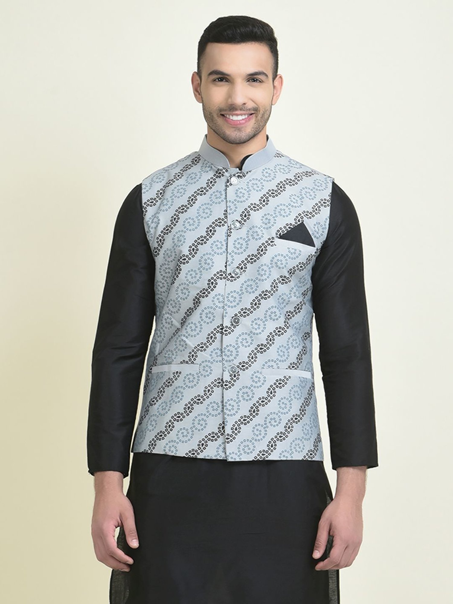 Deyann Silver & Black Regular Fit Printed Kurta Set With Jacket
