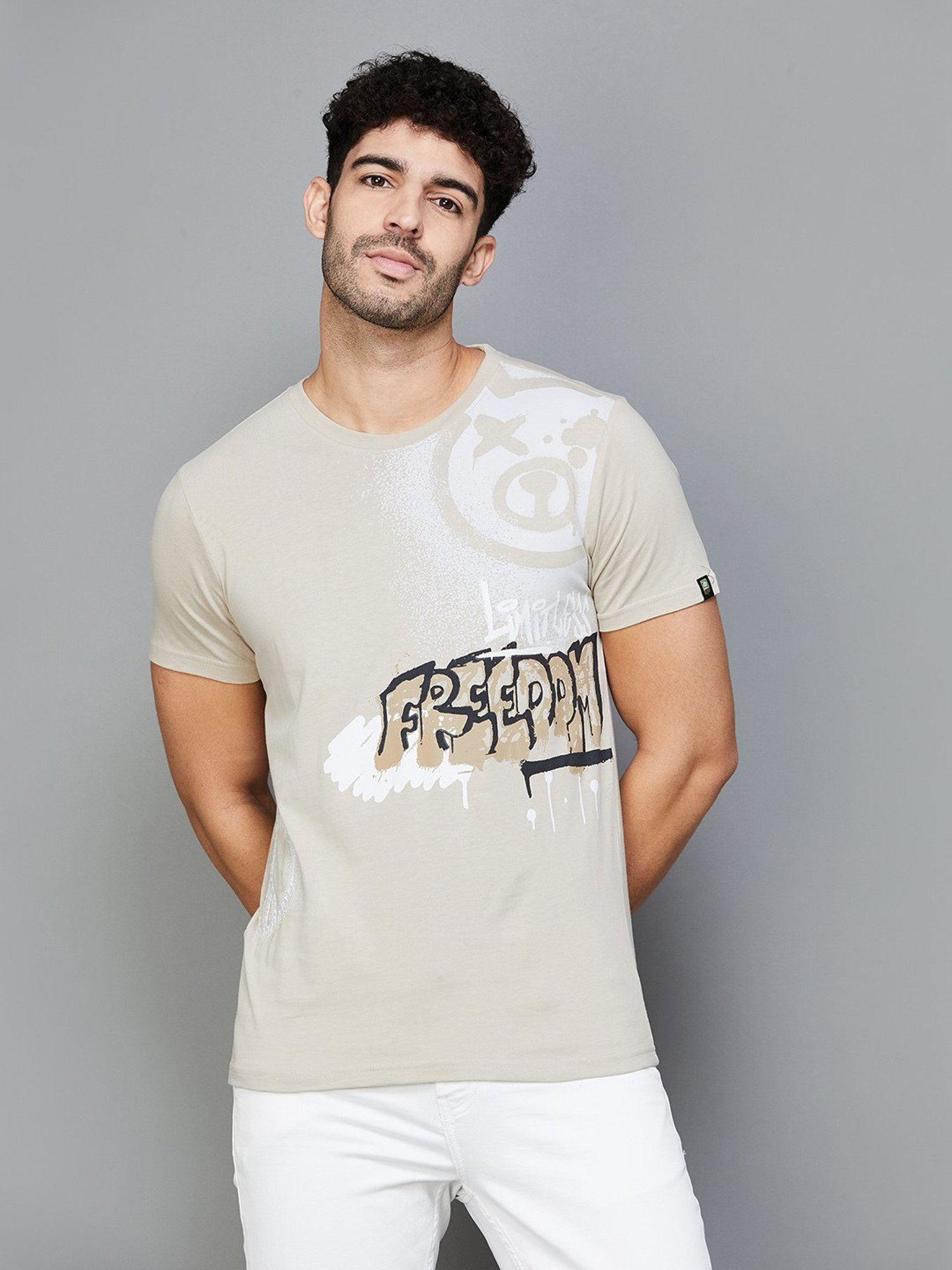 Forca by Lifestyle Off White & Grey Regular Fit Graphic Print T-Shirt