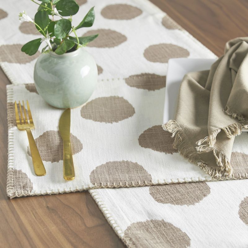 10 Pieces 14.4" Gold Leaf-Shaped Vinyl Placemats, Washable Table Mats Set for Party Decorations and Catering Events