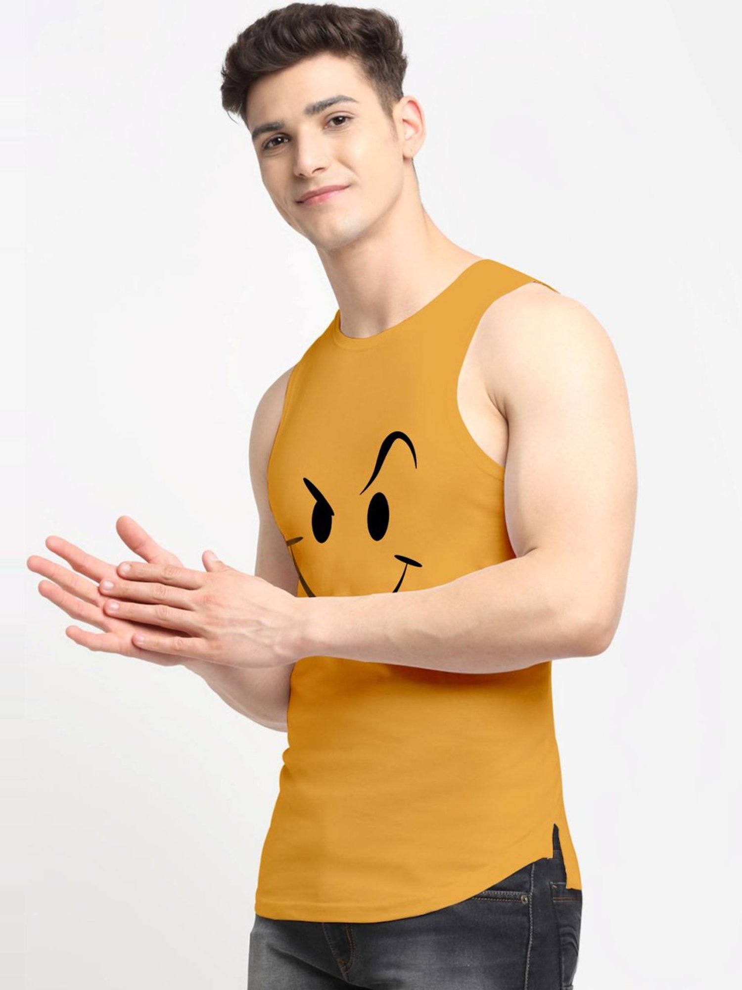 Friskers Gold Cotton Slim Fit Printed Vest