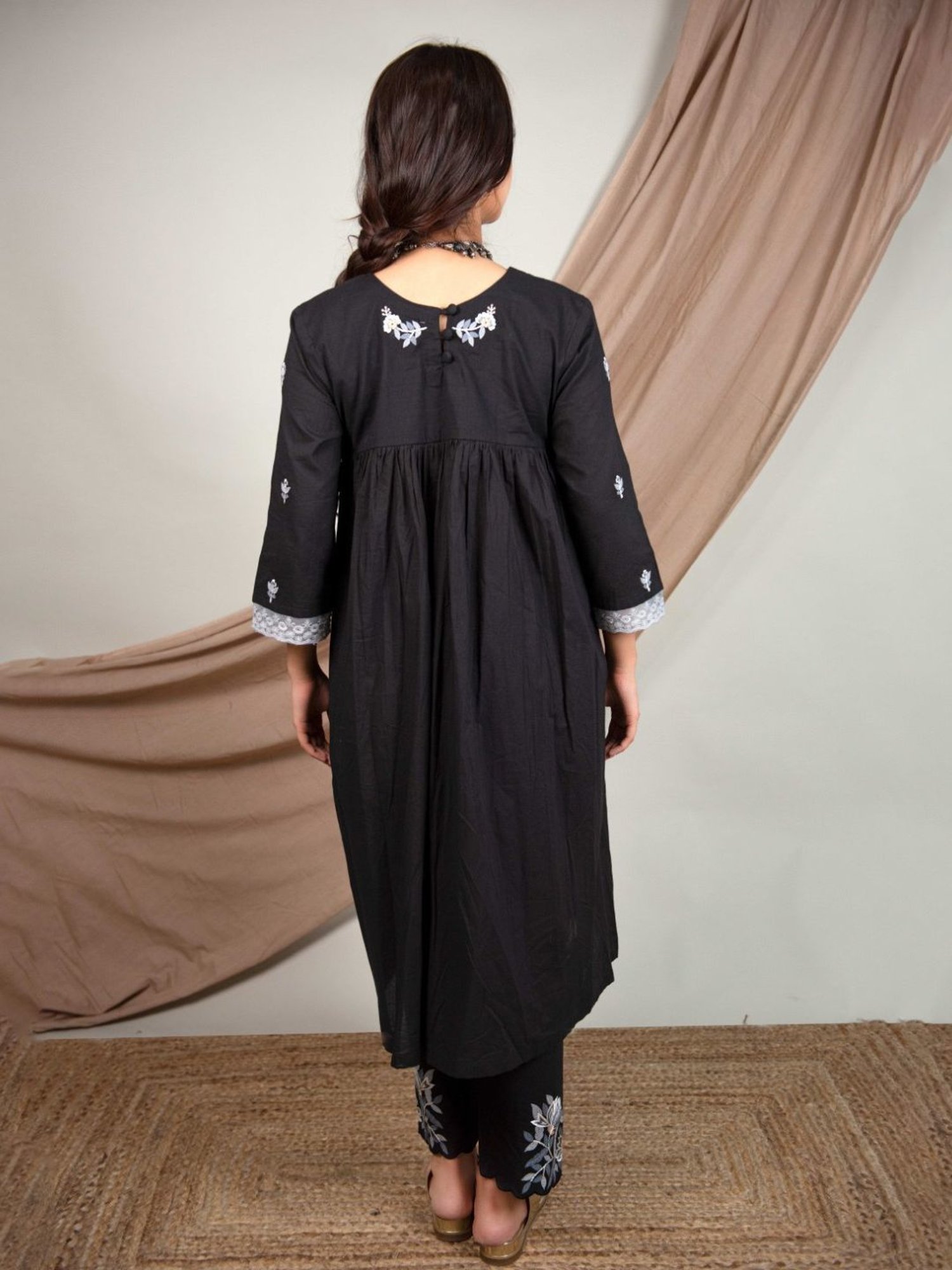 Priya Chaudhary Black Nargis Hand Embroidered Cotton Kurta