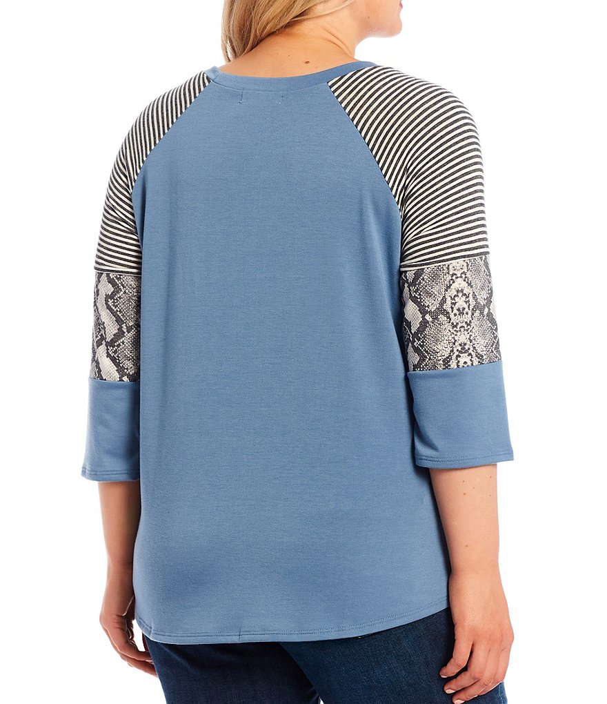 Moa Moa Plus Size Colorblock Snake Stripe Round Neck Raglan 3/4 Sleeve Top
