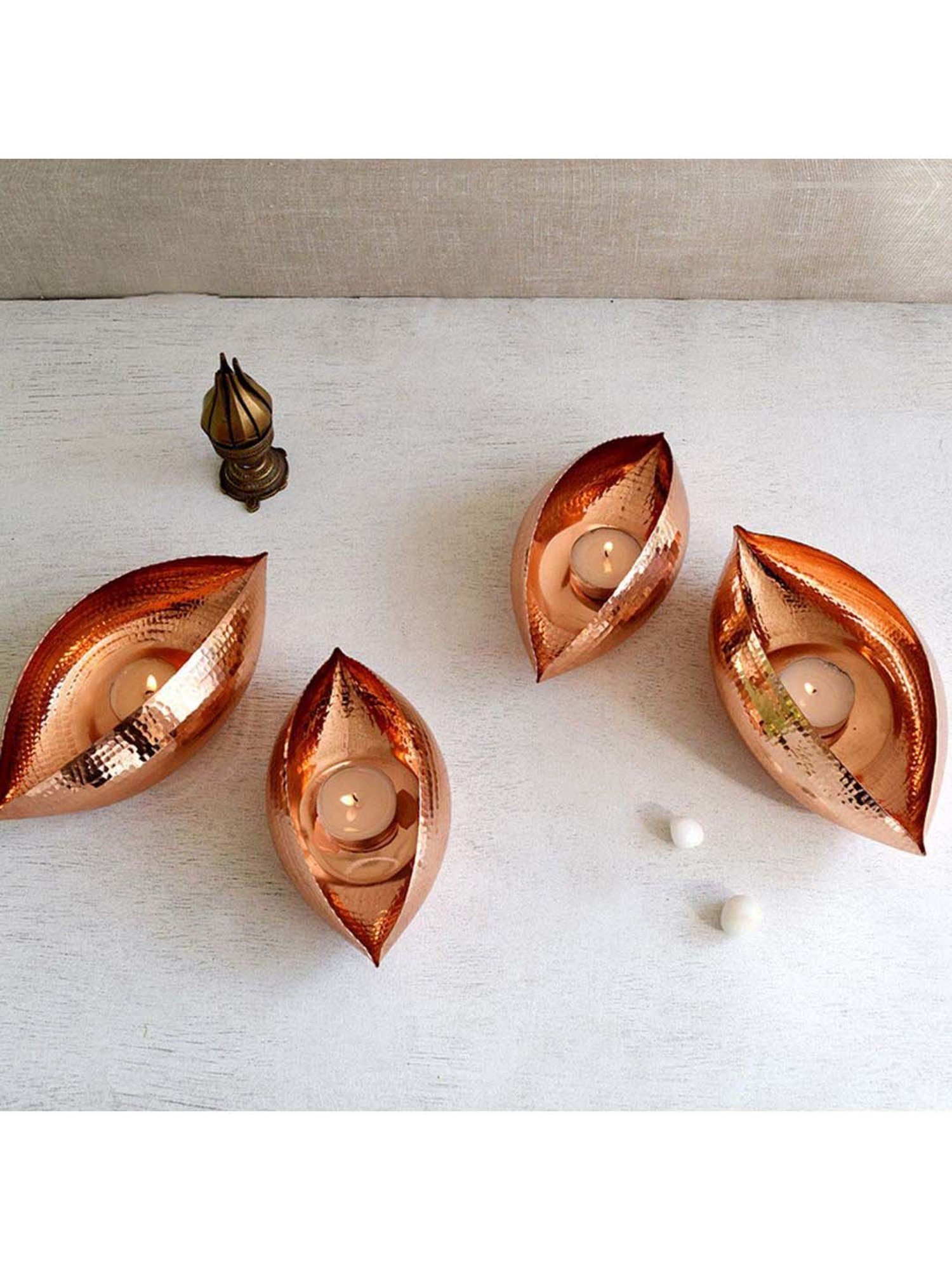 COPPRE Pod Copper Tea Light Holder (Large) - Set of 1