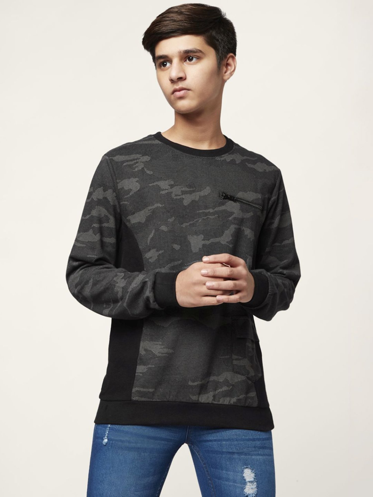 Coolsters by Pantaloons Kids Black Cotton Printed Full Sleeves Sweatshirt