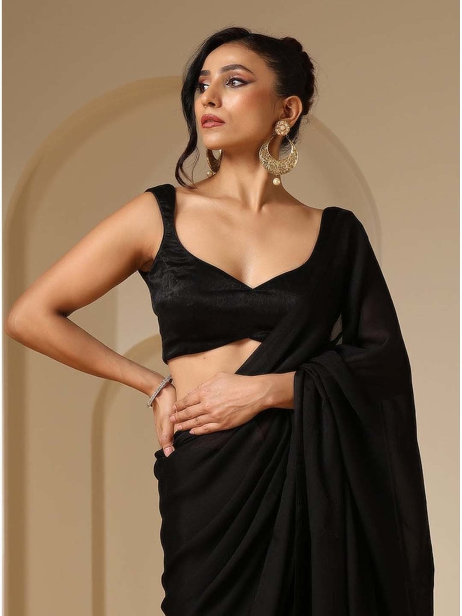 Swtantra Black Plain Blouse