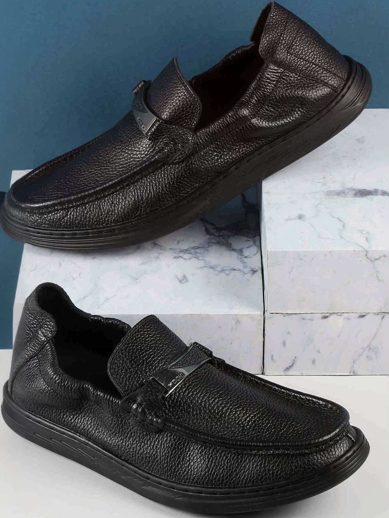 Mochi Men's Black Casual Loafers