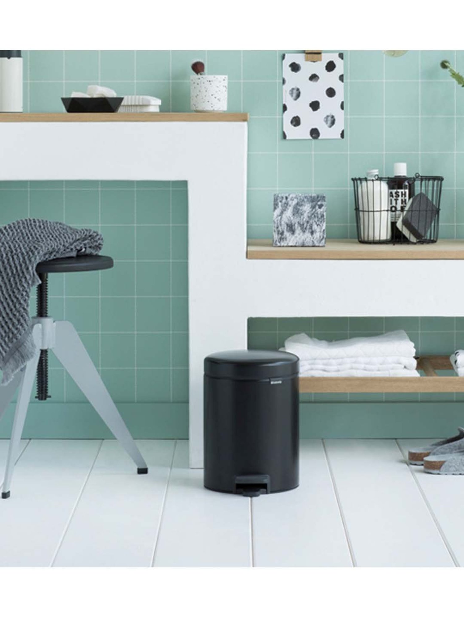 BRABANTIA New Icon Matt Black Metal Pedal Dustbin (5 L) - Set of 1
