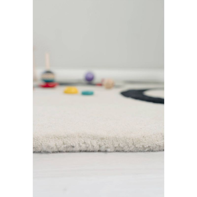 4'x6' Xo Kids' Rug - Nico & Yeye