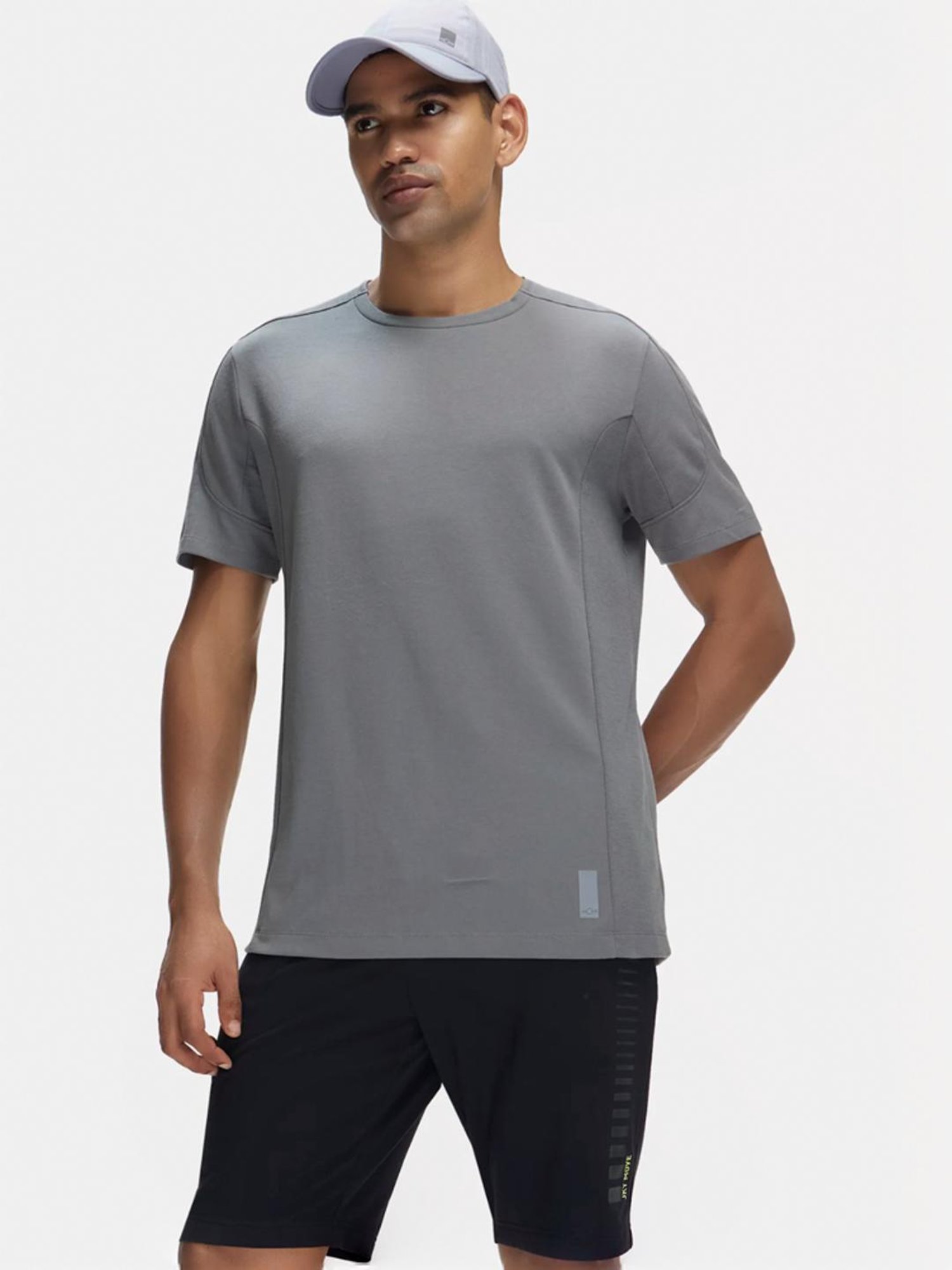 Jockey MV01 Grey Super Combed Cotton Half Sleeves T-Shirt with Stay Fresh Treatment