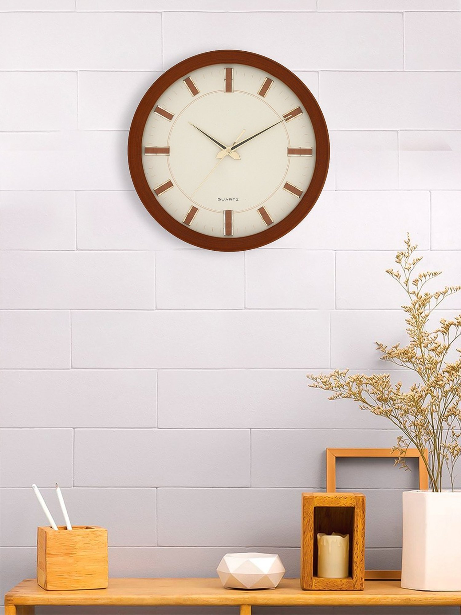 CHRONIKLE Classic Round Brown Wood Wall Clock