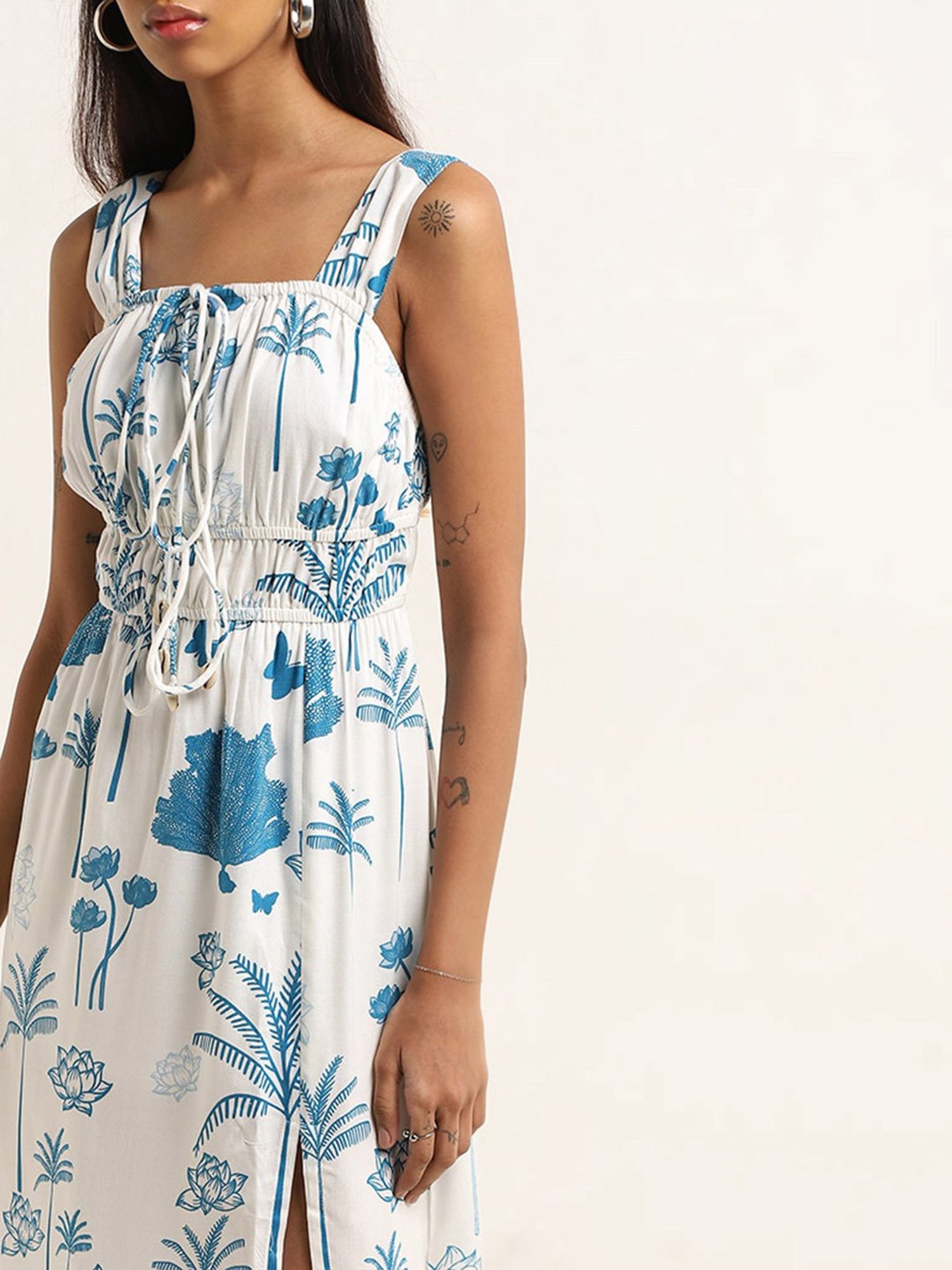 Bombay Paisley by Westside White Foliage Print A-Line Slit Dress
