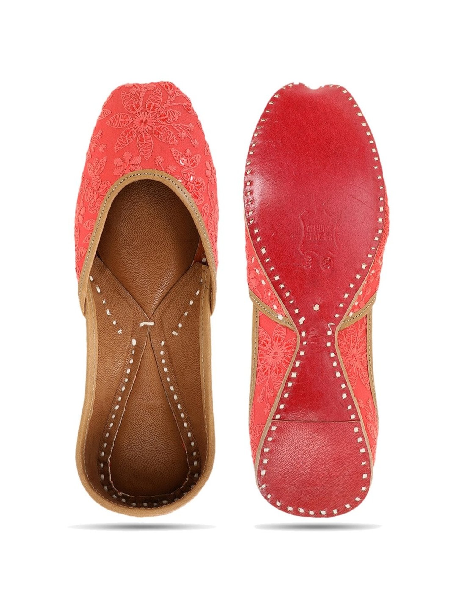 NR by Nidhi Rathi Women's Red Ethnic Juttis