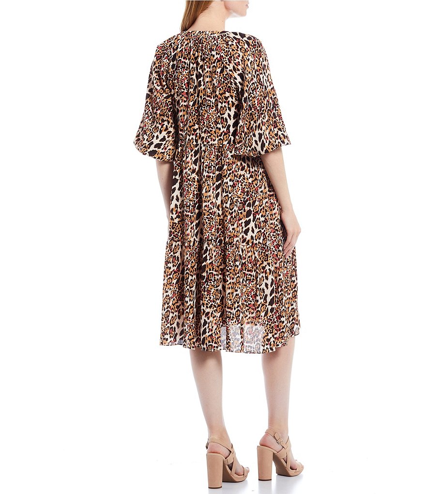 Gibson & Latimer Animal Print Mandarin Collar V-Neck Tier Peasant Dress