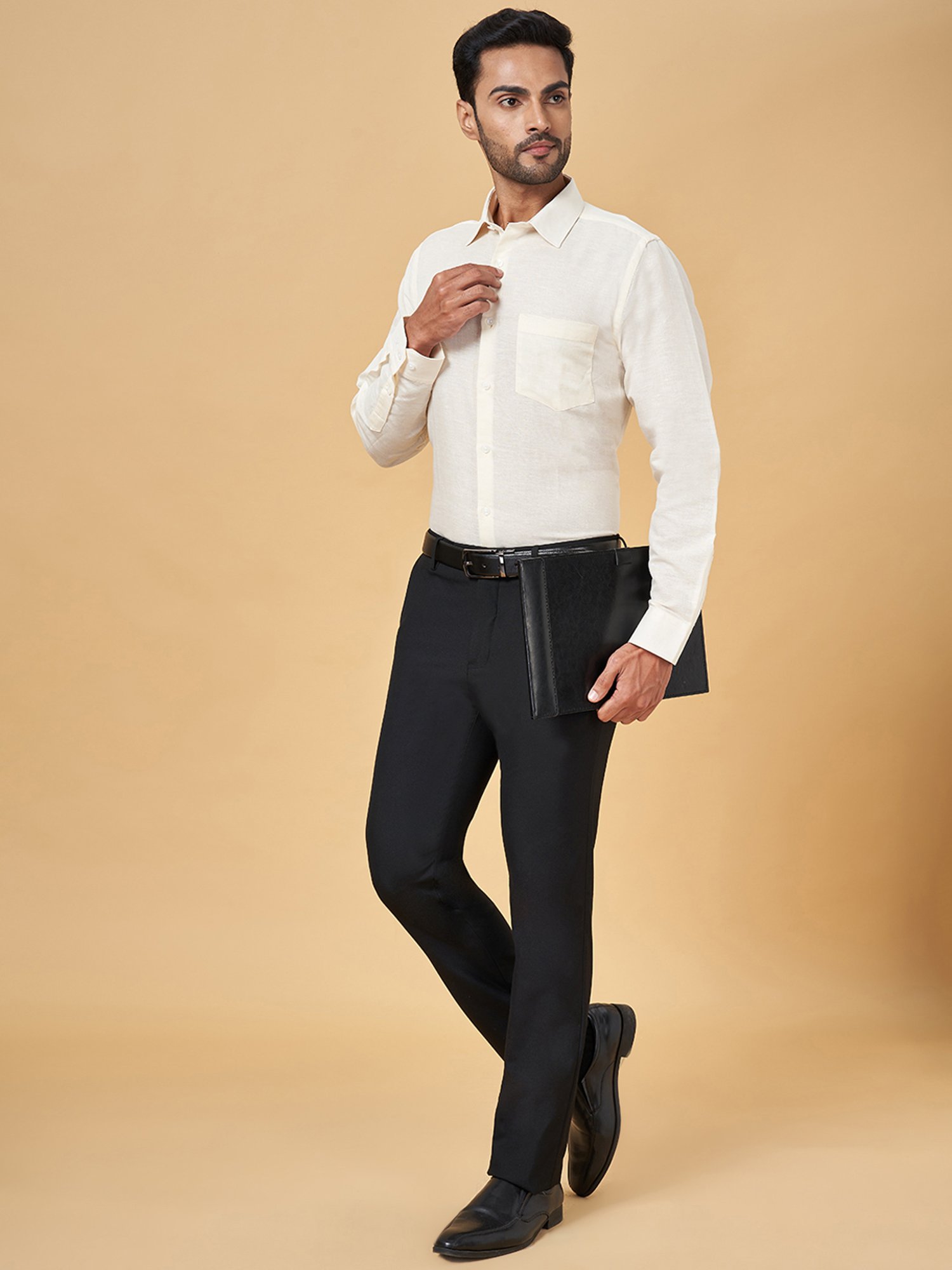 Peregrine by Pantaloons Light Yellow Regular Fit Shirt