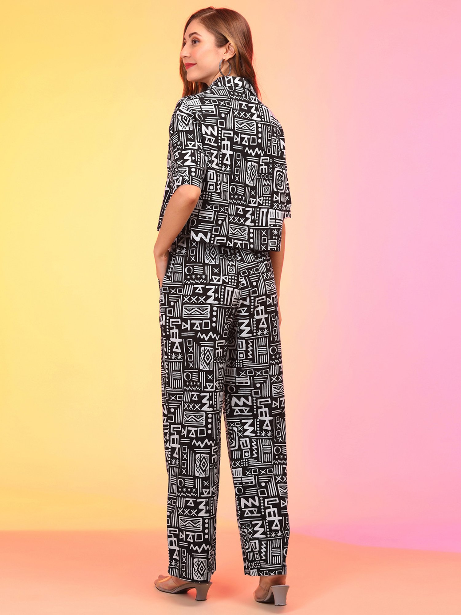 Globus Black & White Graphic Print Co-Ord Set