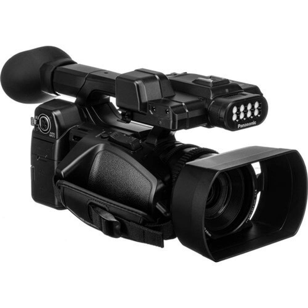 Panasonic AG-AC30 Full-HD AVCCAM Handheld Camera (US Version)