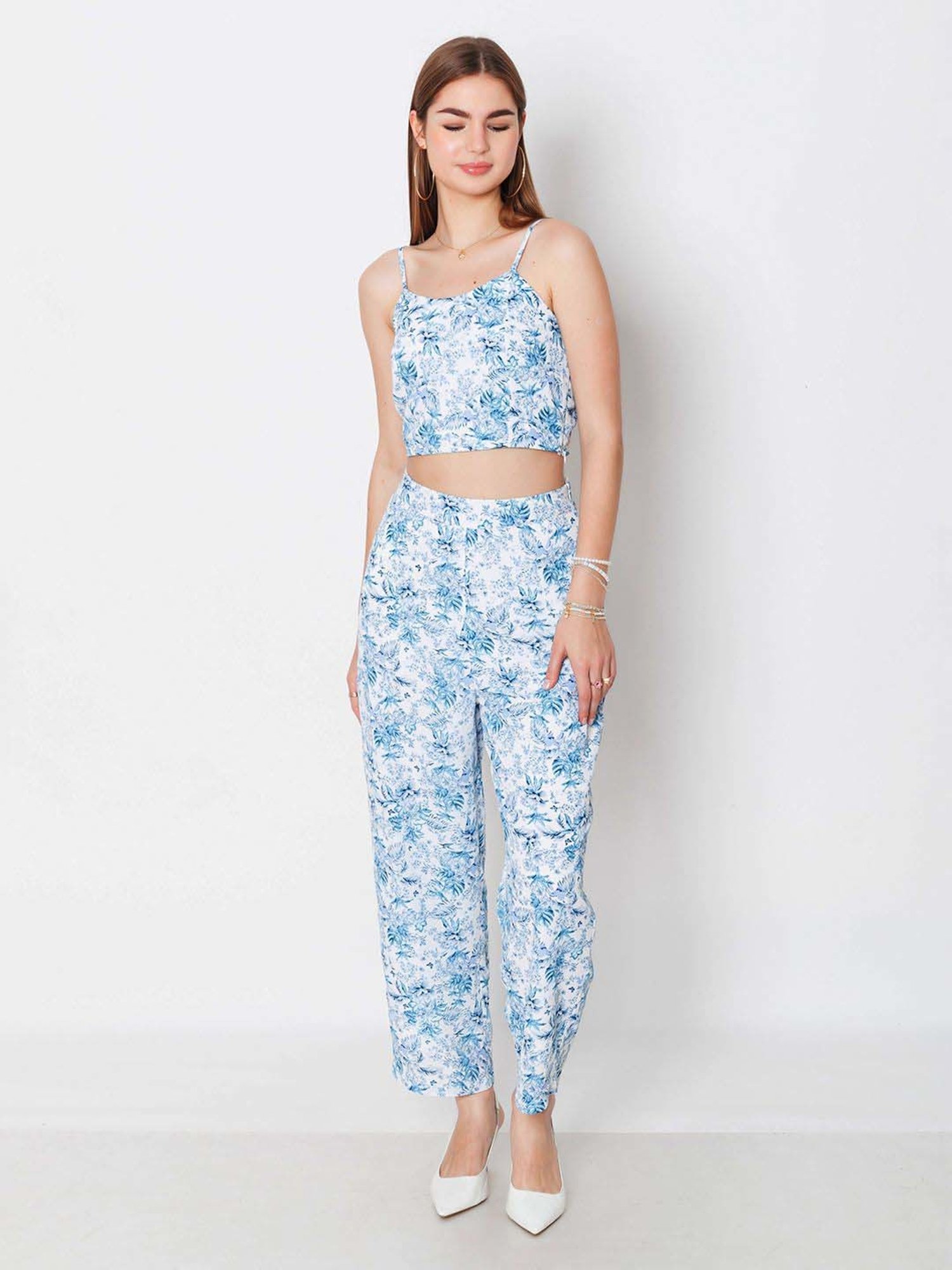 Zink London Blue Floral Print Crop Top