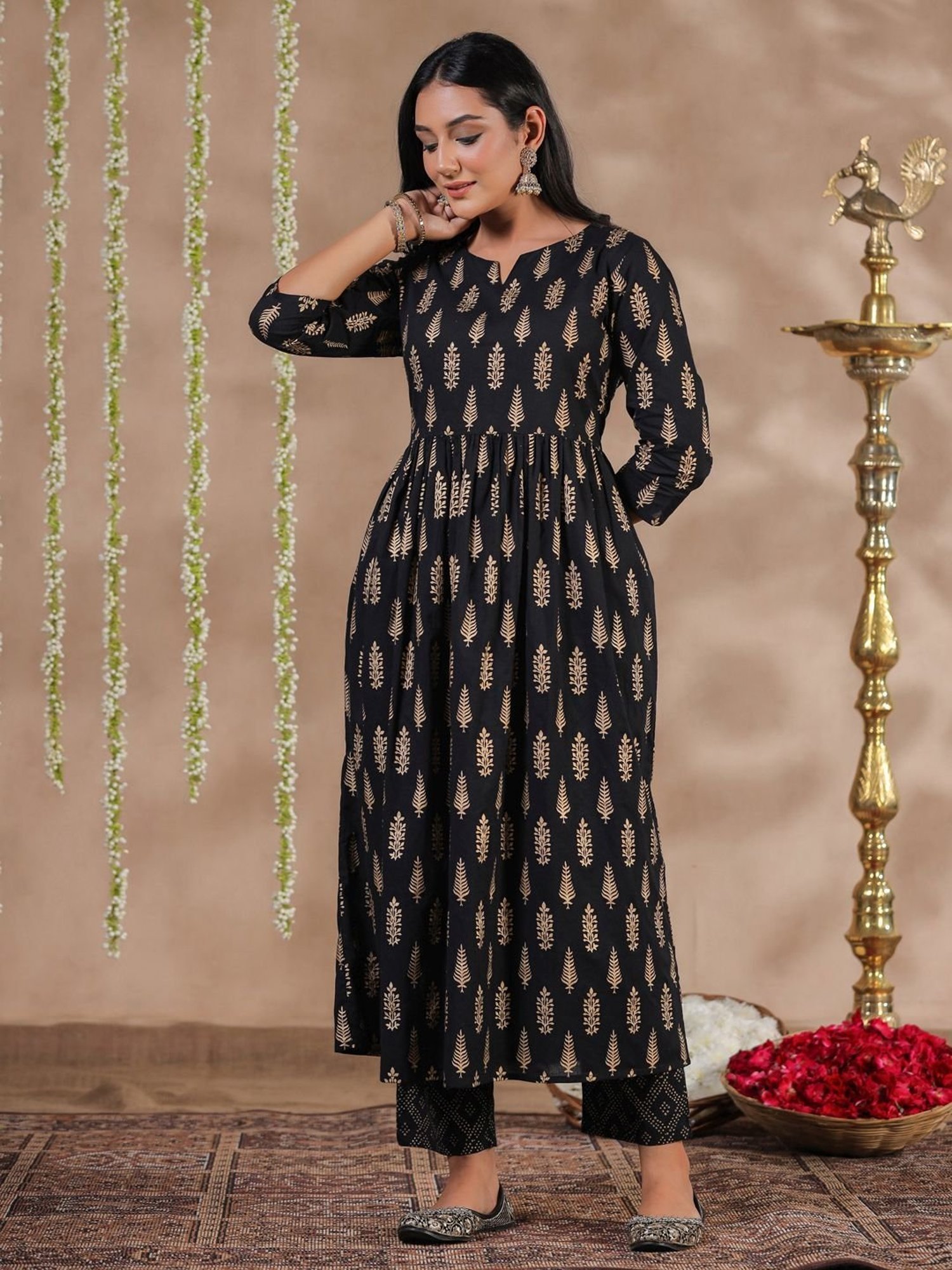 Anubhutee Black Cotton Printed Kurta Pant Set With Dupatta