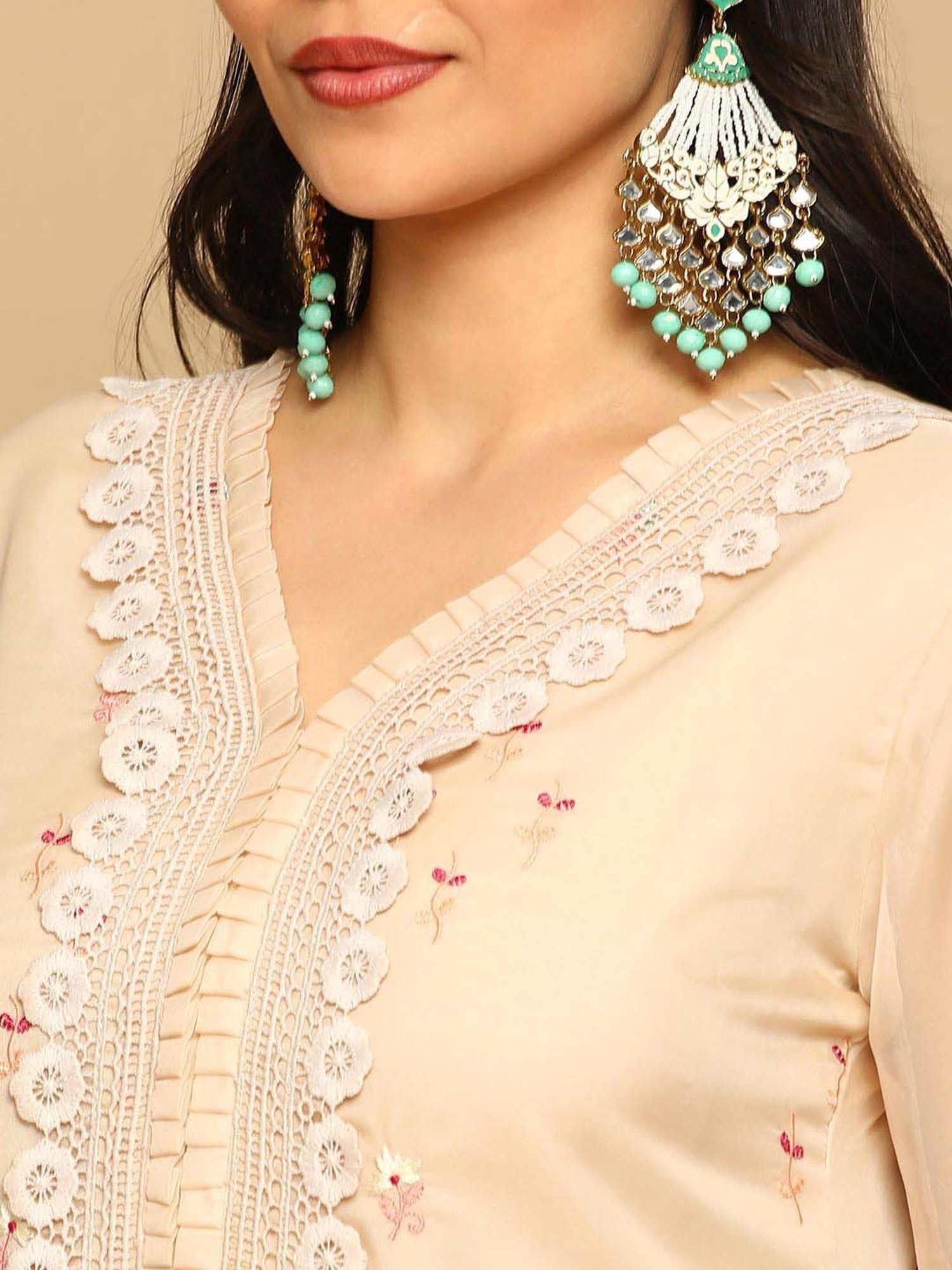 Heeposh Beige Embroidered Kurta Pant Set With Dupatta