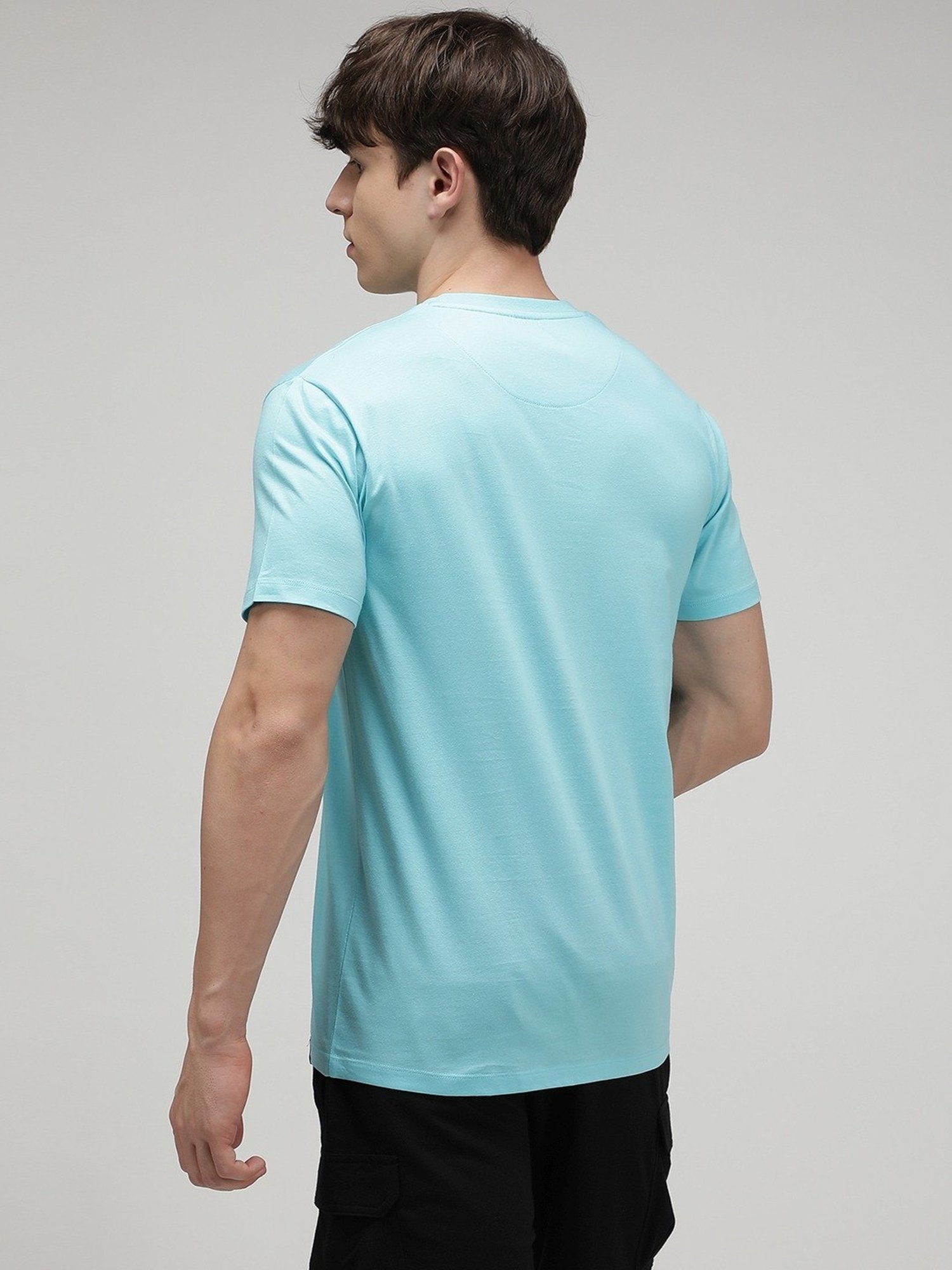 Sporto Light Blue Slim Fit T-Shirt