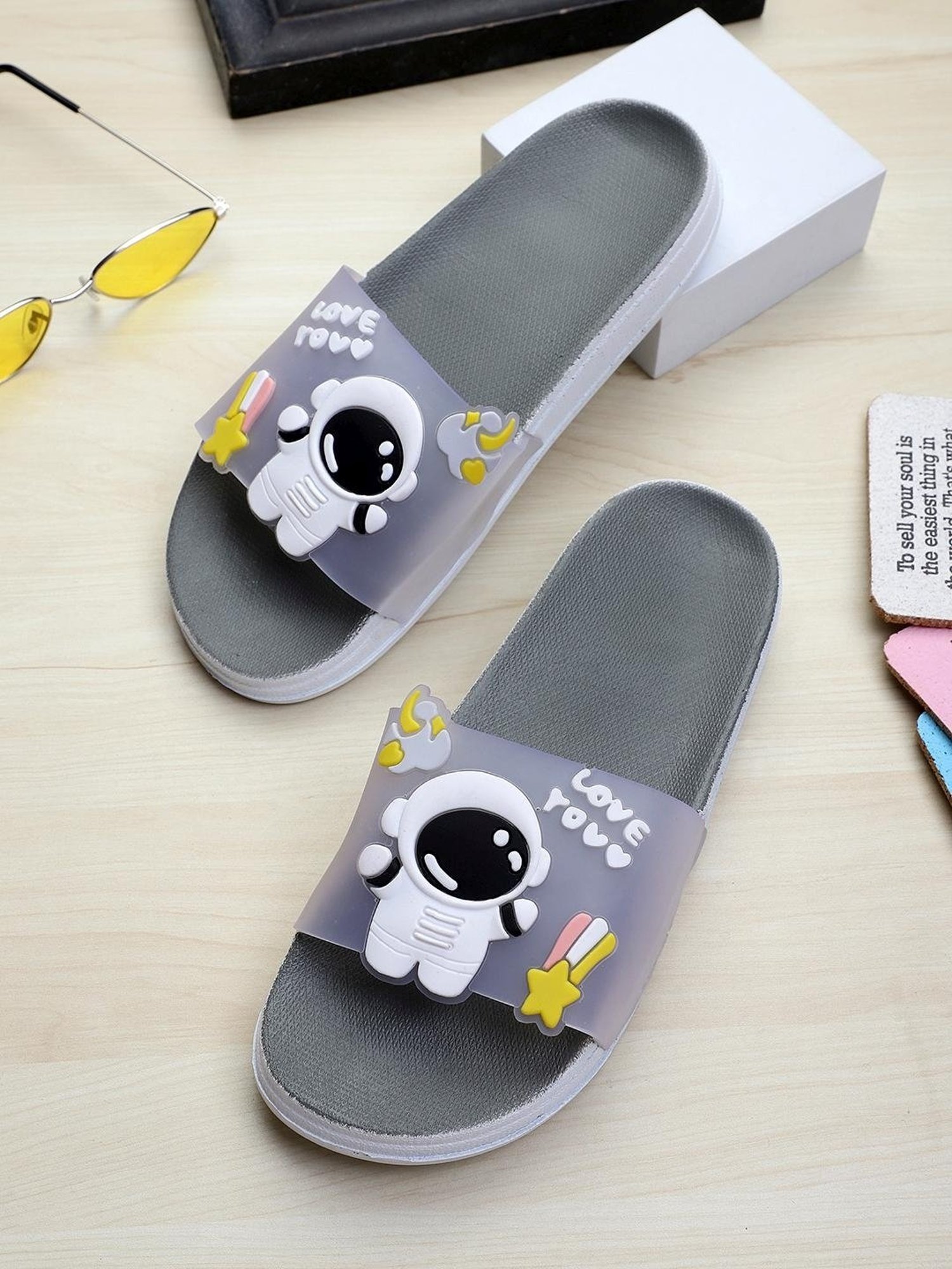 Pampy Angel Women's Grey Slides