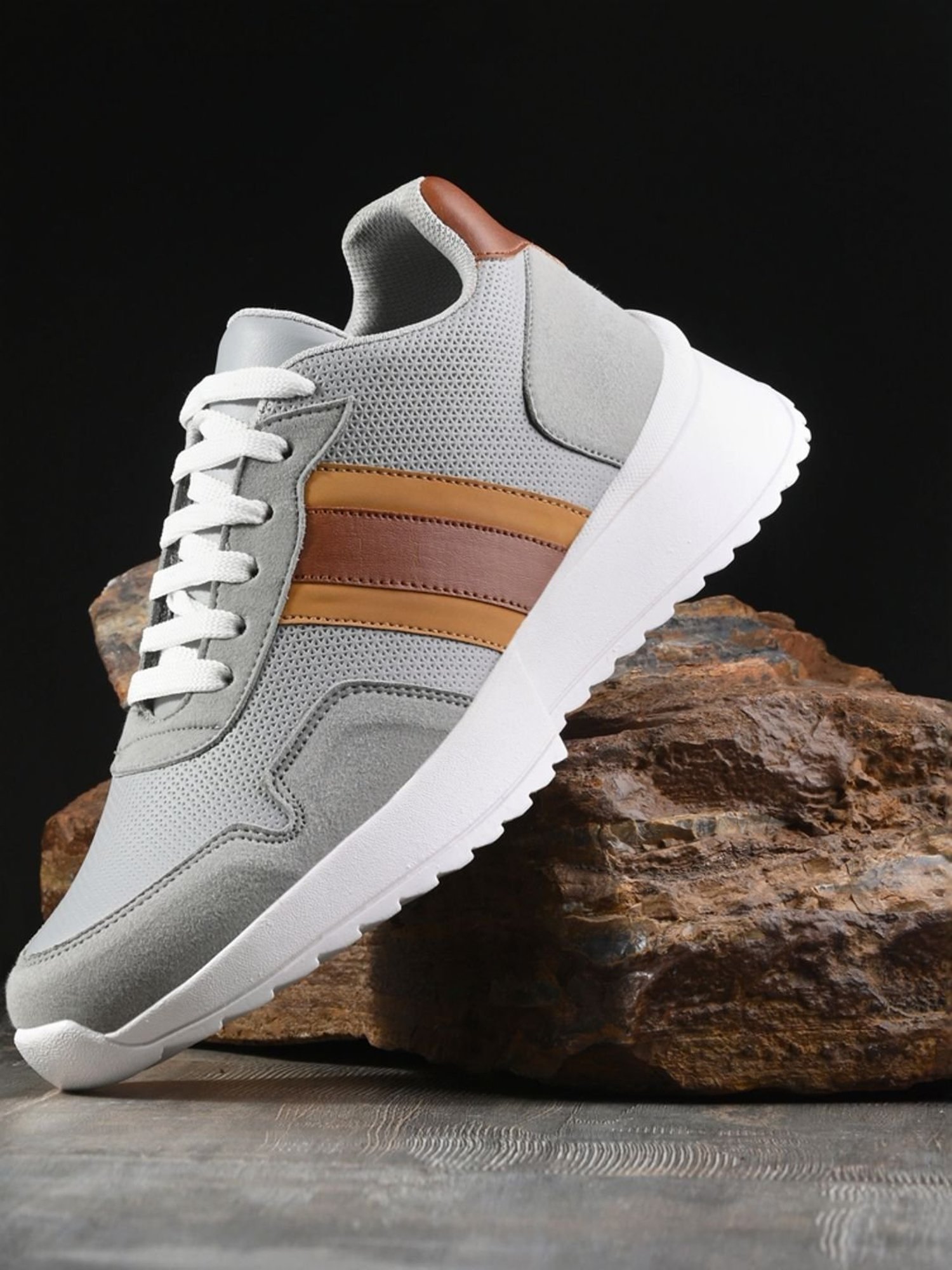 Giorgio Men's Grey Running Shoes