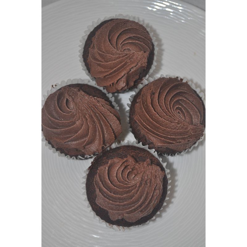 Just Desserts Vegan Chocolate Cupcake - 4ct